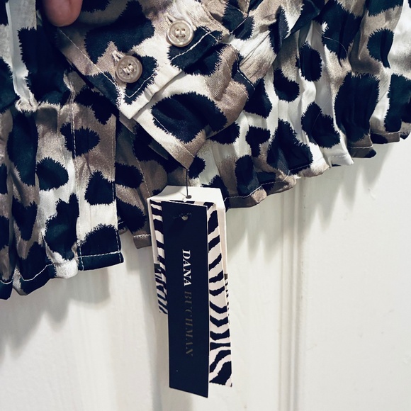 NWT Animal Print Long sleeve Blouse - Picture 7 of 7